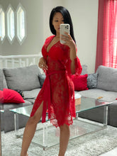 Load image into Gallery viewer, LUCY